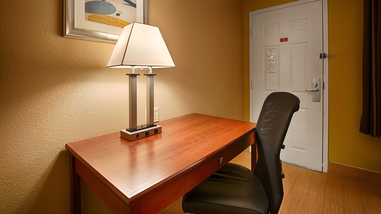 Photo of Bedroom in Rockaway Beach