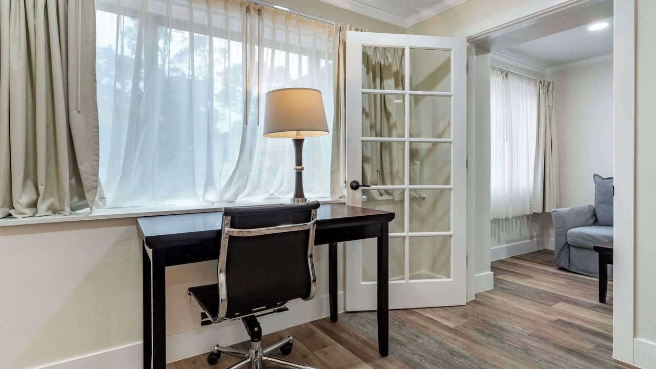 Photo of Bedroom in Northwest Carmel
