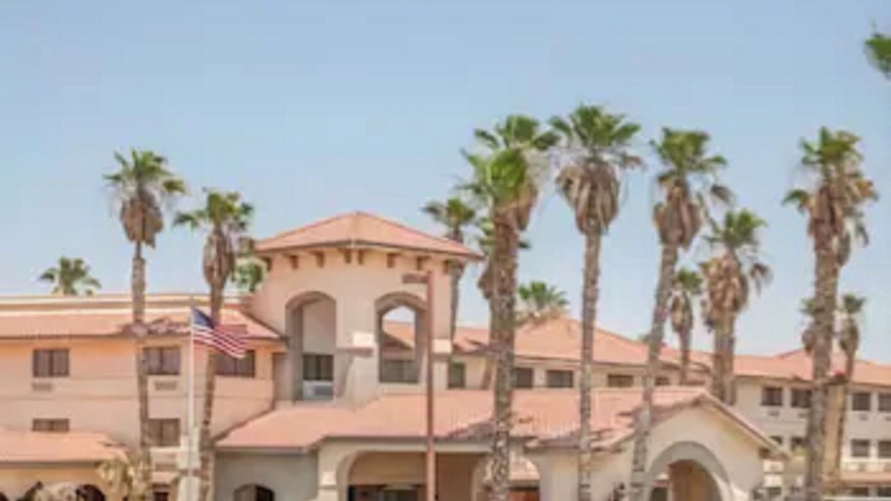 Photo of Buildings in Barstow