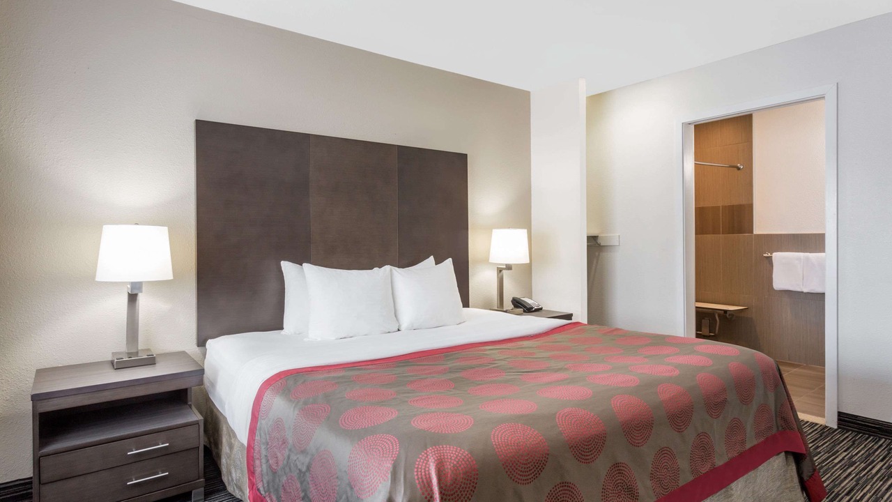 Photo of Bedroom in North Fremont Street