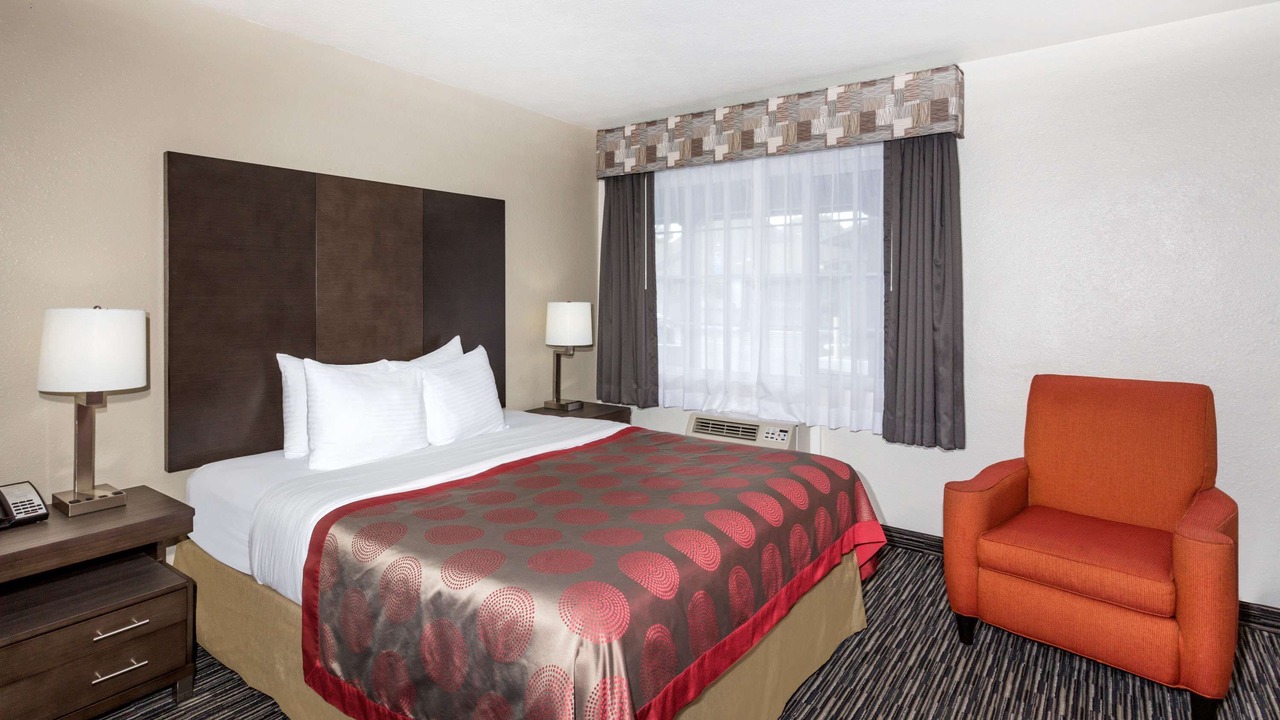 Photo of Bedroom in North Fremont Street