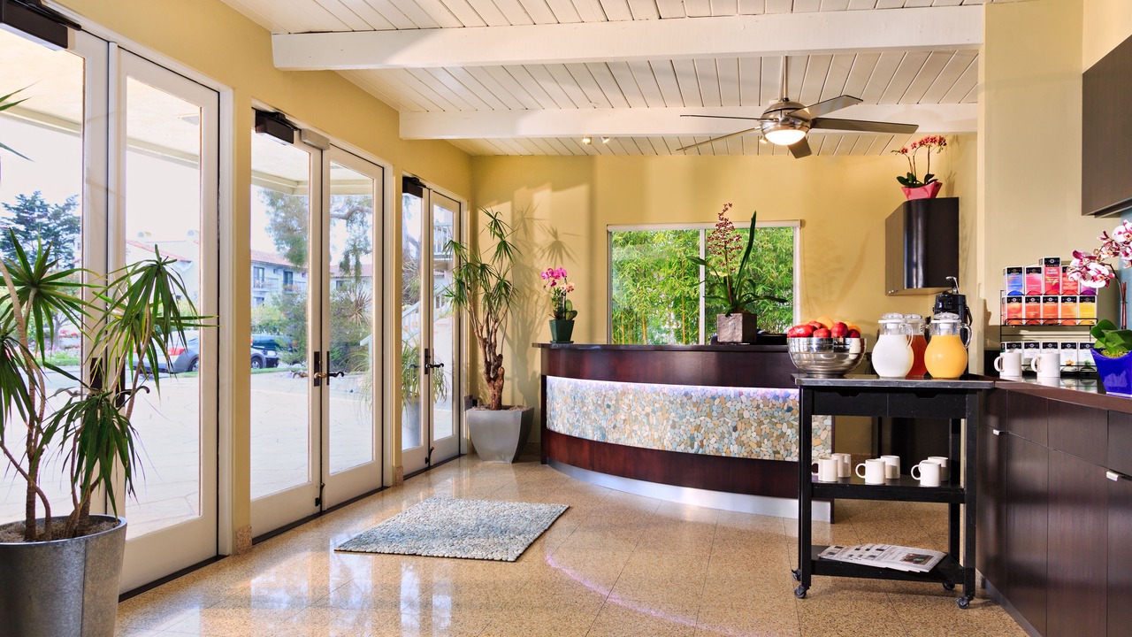 Photo of Livingroom in East Beach