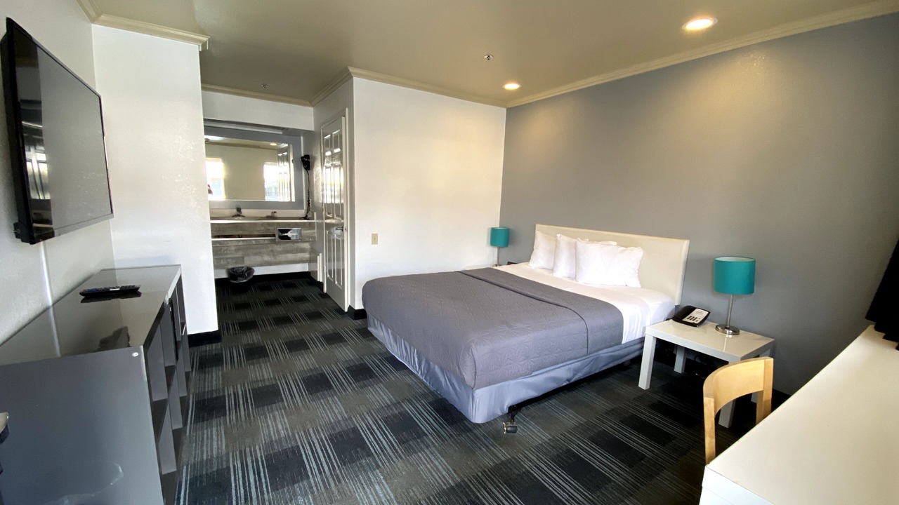 Photo of Bedroom in Daly City