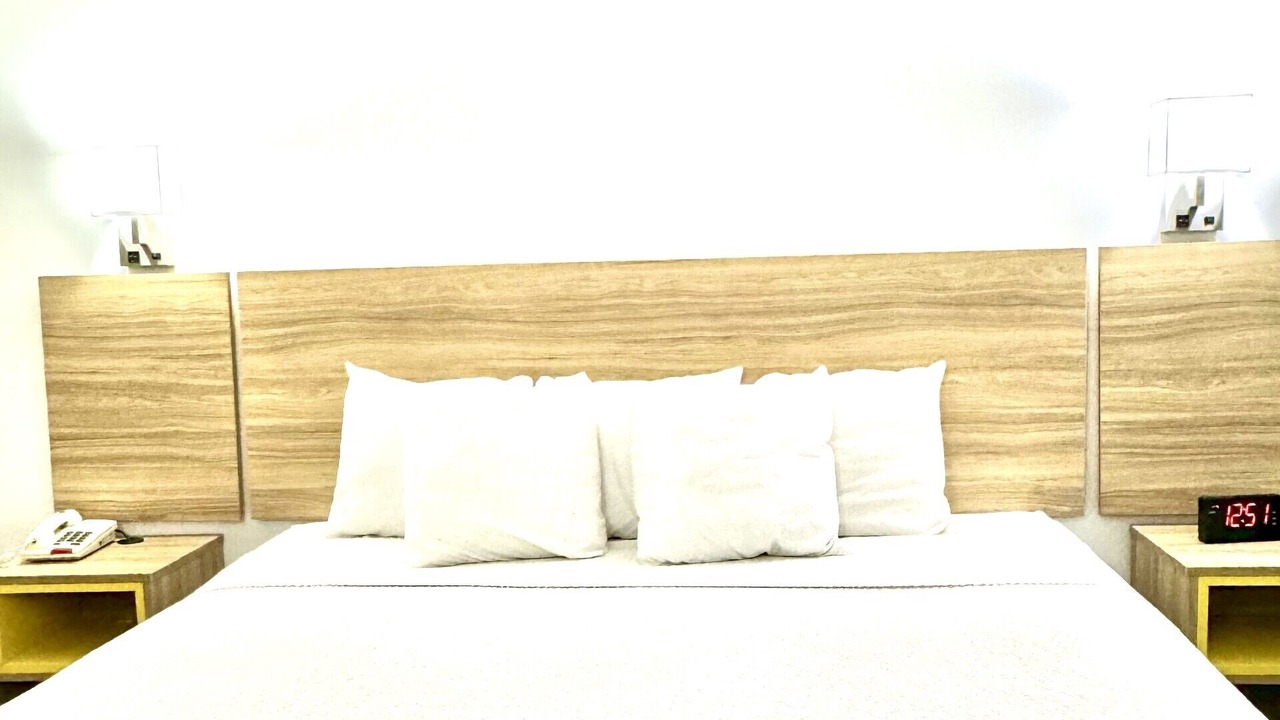 Photo of Bedroom in Duarte