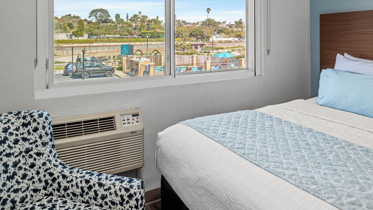 Photo of Bedroom in Leucadia