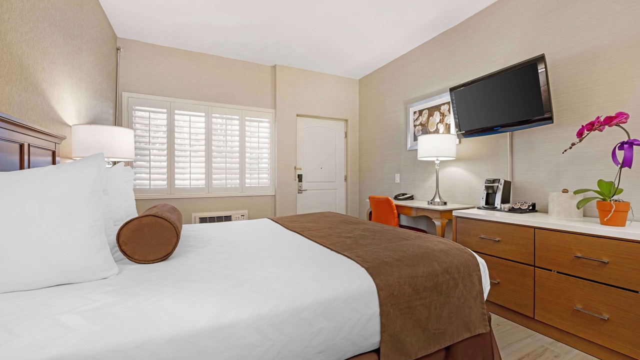 Photo of Bedroom in Cortez Hill