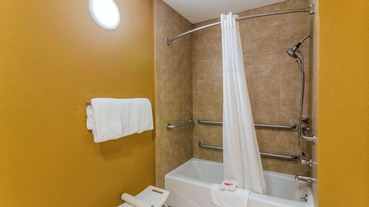 Photo of Bedroom in Hesperia