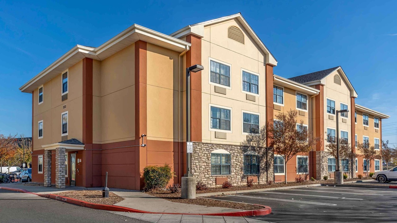 Photo of Outdoor in Folsom Road
