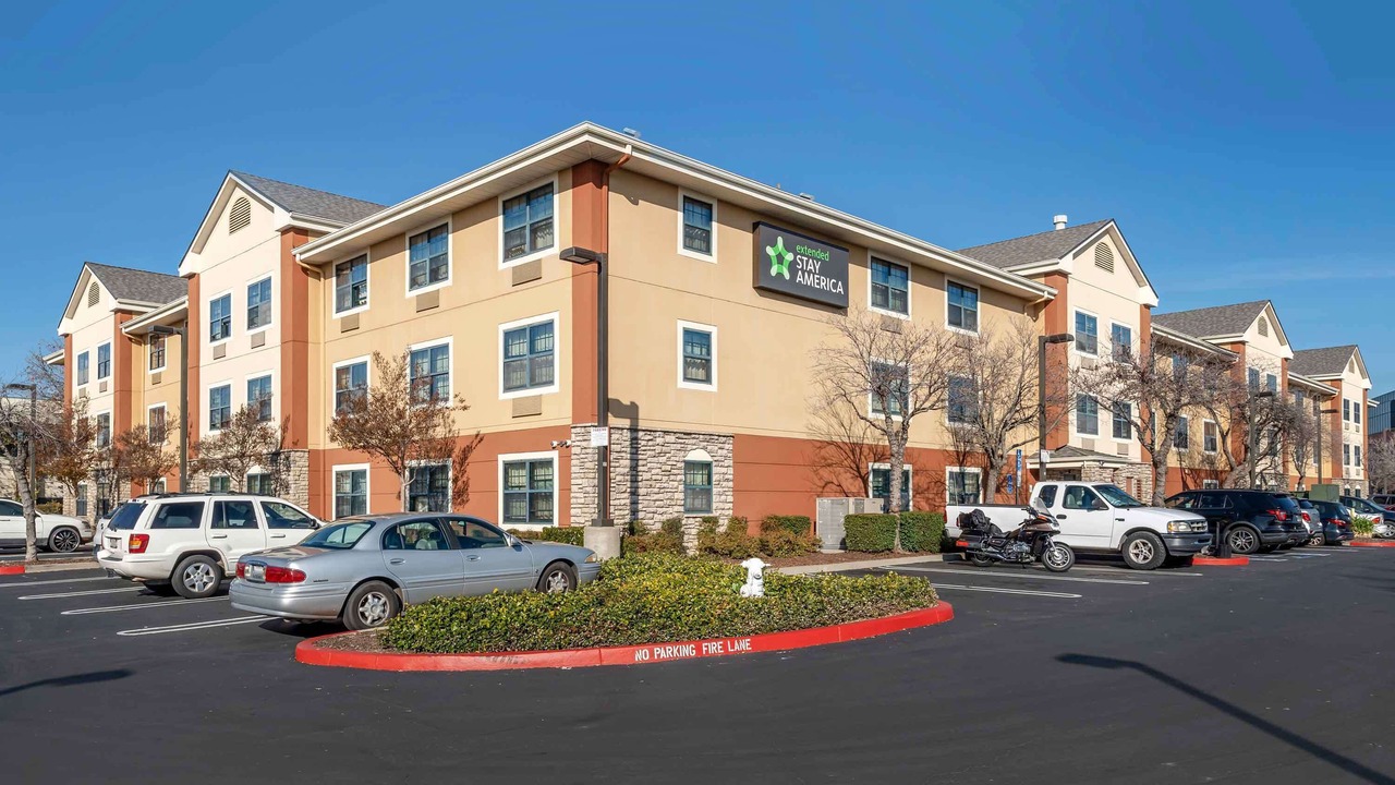Photo of Outdoor in Folsom Road