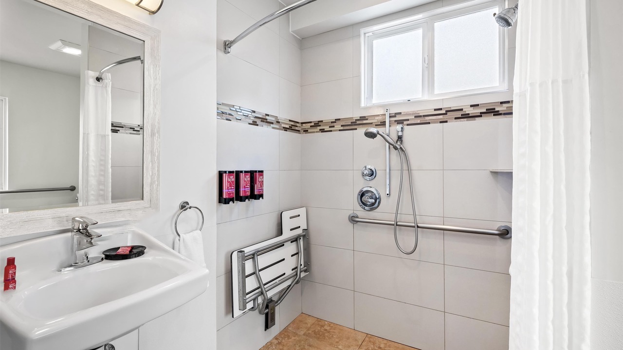 Photo of Bathroom in Sunset Park