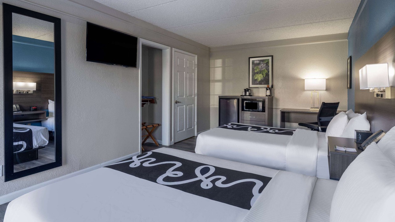 Photo of Bedroom in Foothill Farms