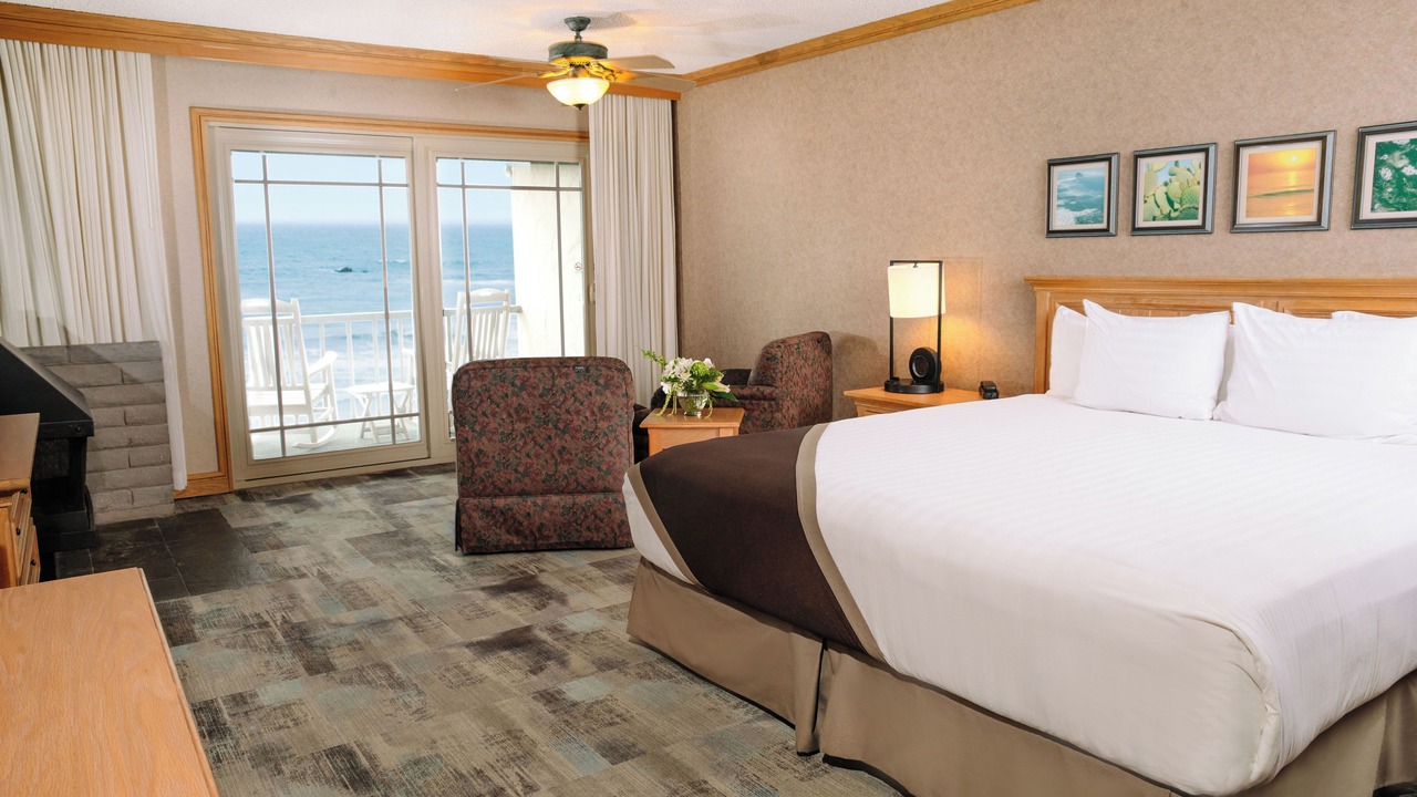 Photo of Bedroom in San Simeon
