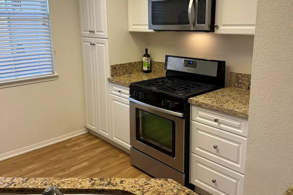 Photo of Kitchen in Newport Beach