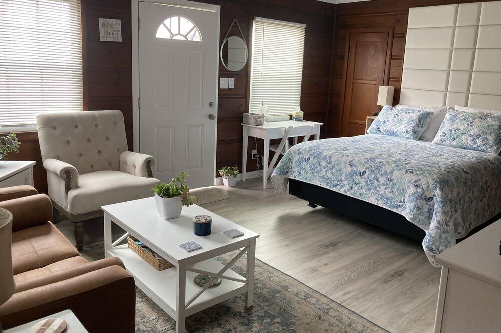 Photo of Bedroom in Ocean Beach