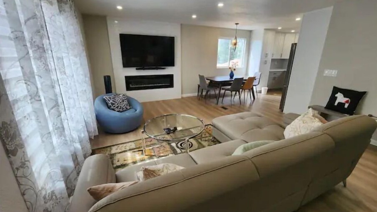 Photo of Livingroom in Fremont