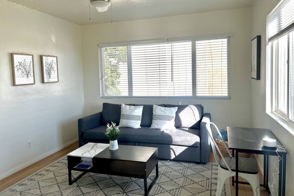 Photo of Livingroom in Middletown