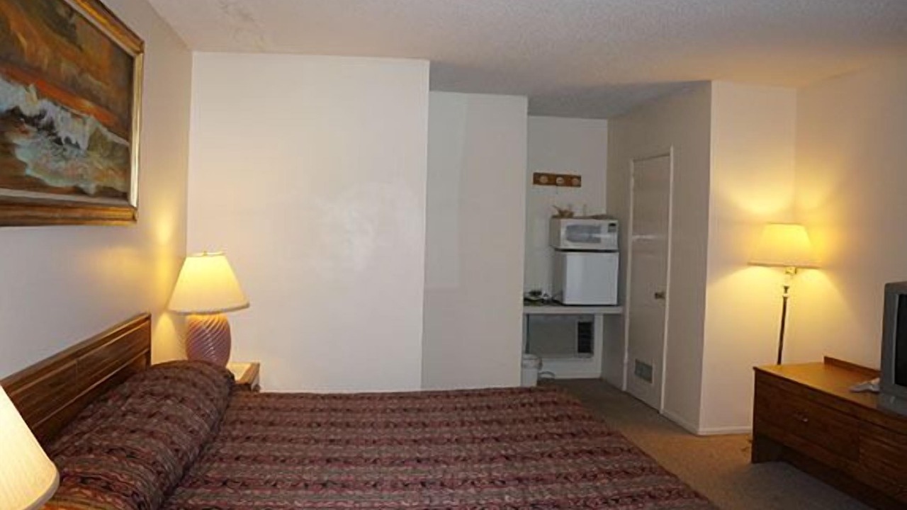 Photo of Bedroom in Willows