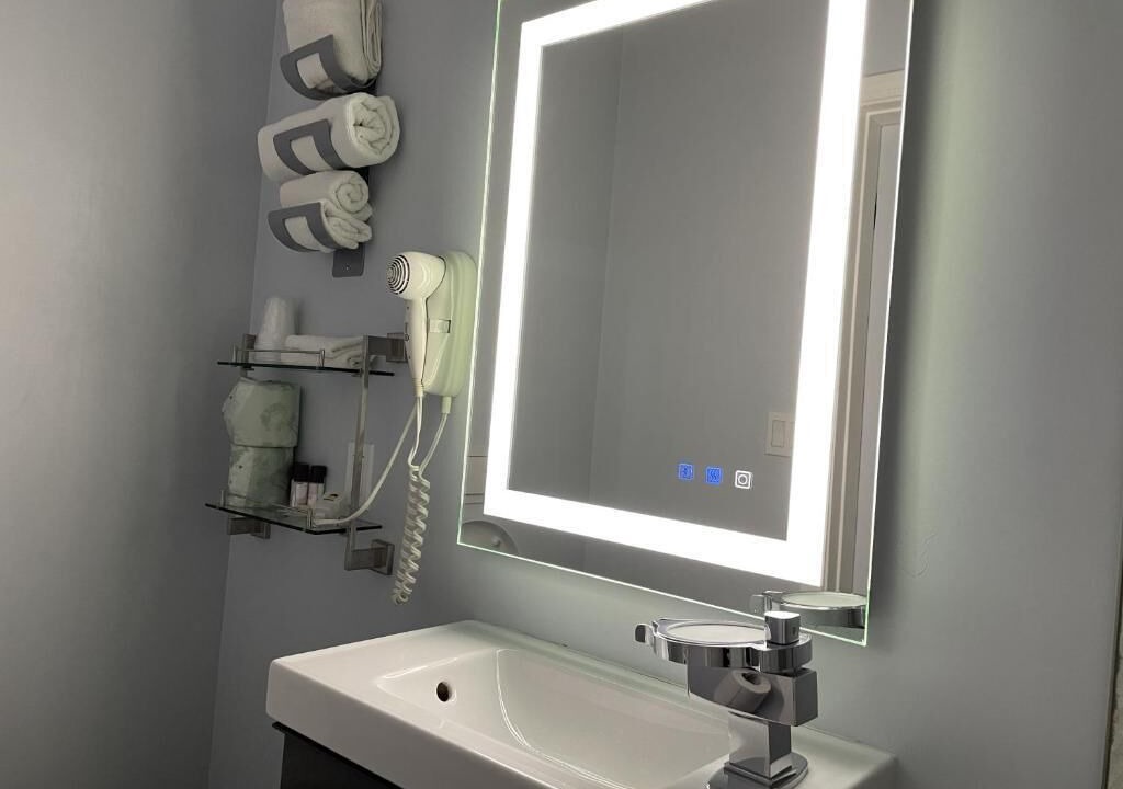 Photo of Bathroom in Duboce Triangle
