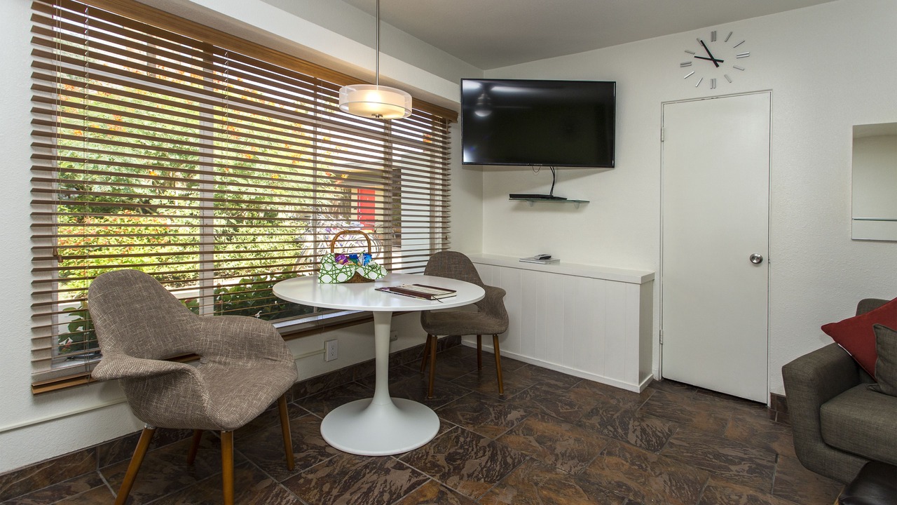 Photo of Bedroom in Tahquitz River Estates