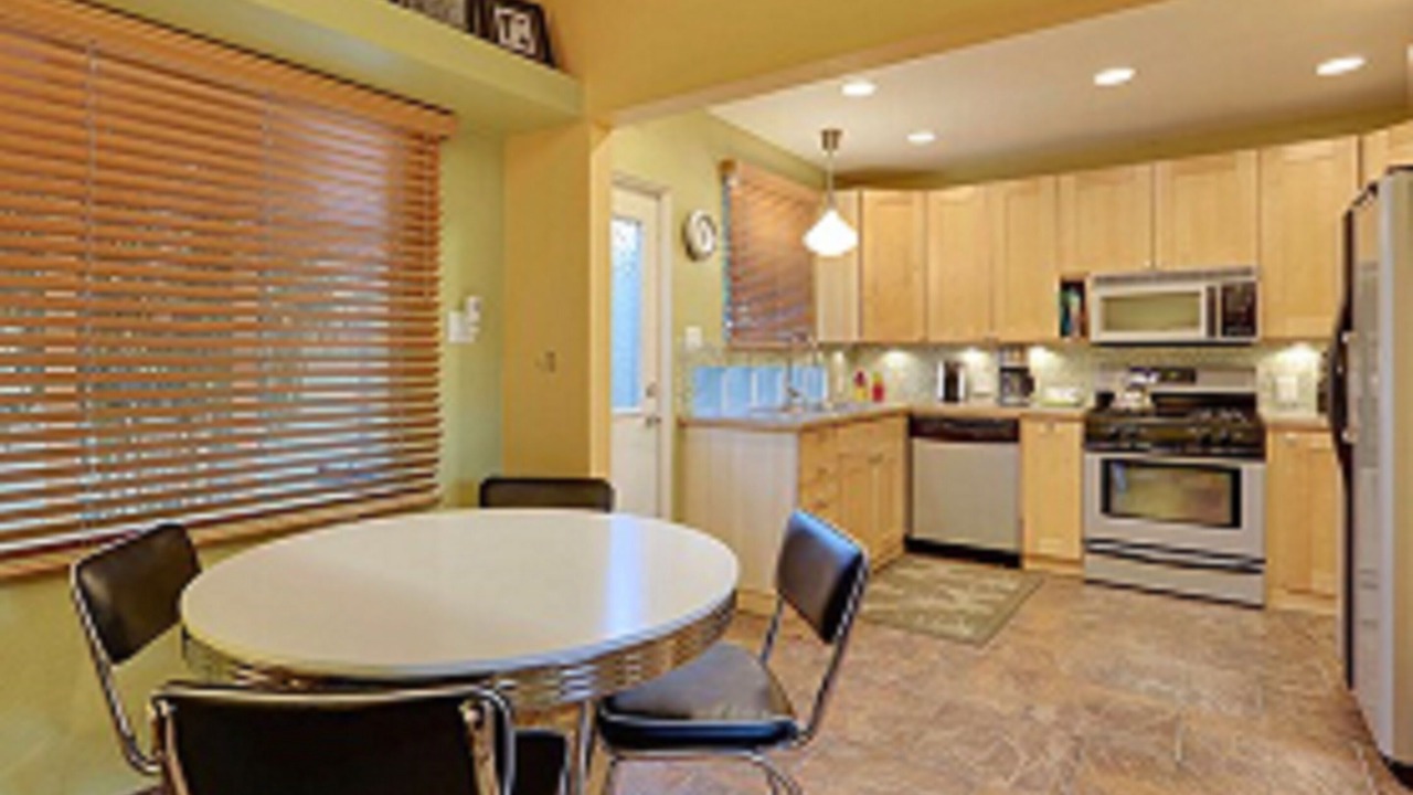 Photo of Kitchen in Tahquitz River Estates