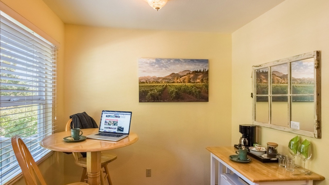 Photo of Livingroom in Calistoga
