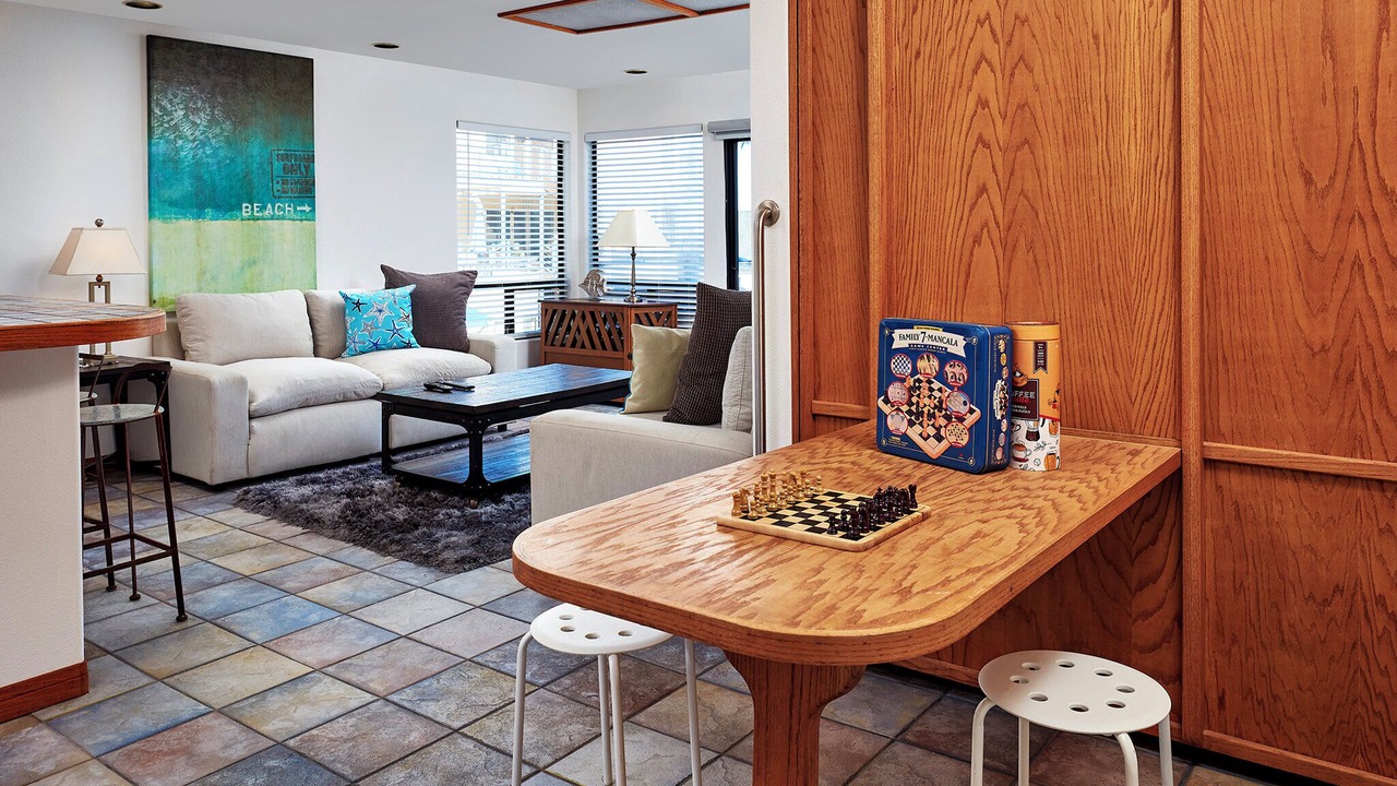 Photo of Bedroom in Avalon