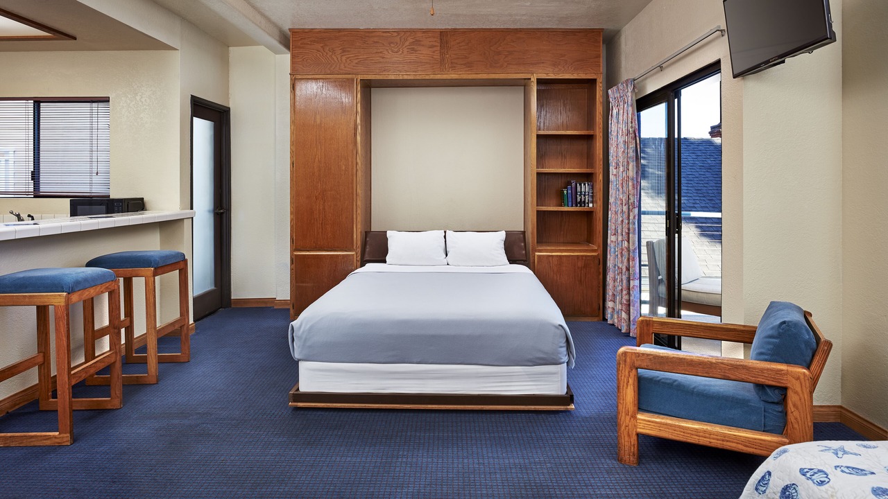 Photo of Bedroom in Avalon