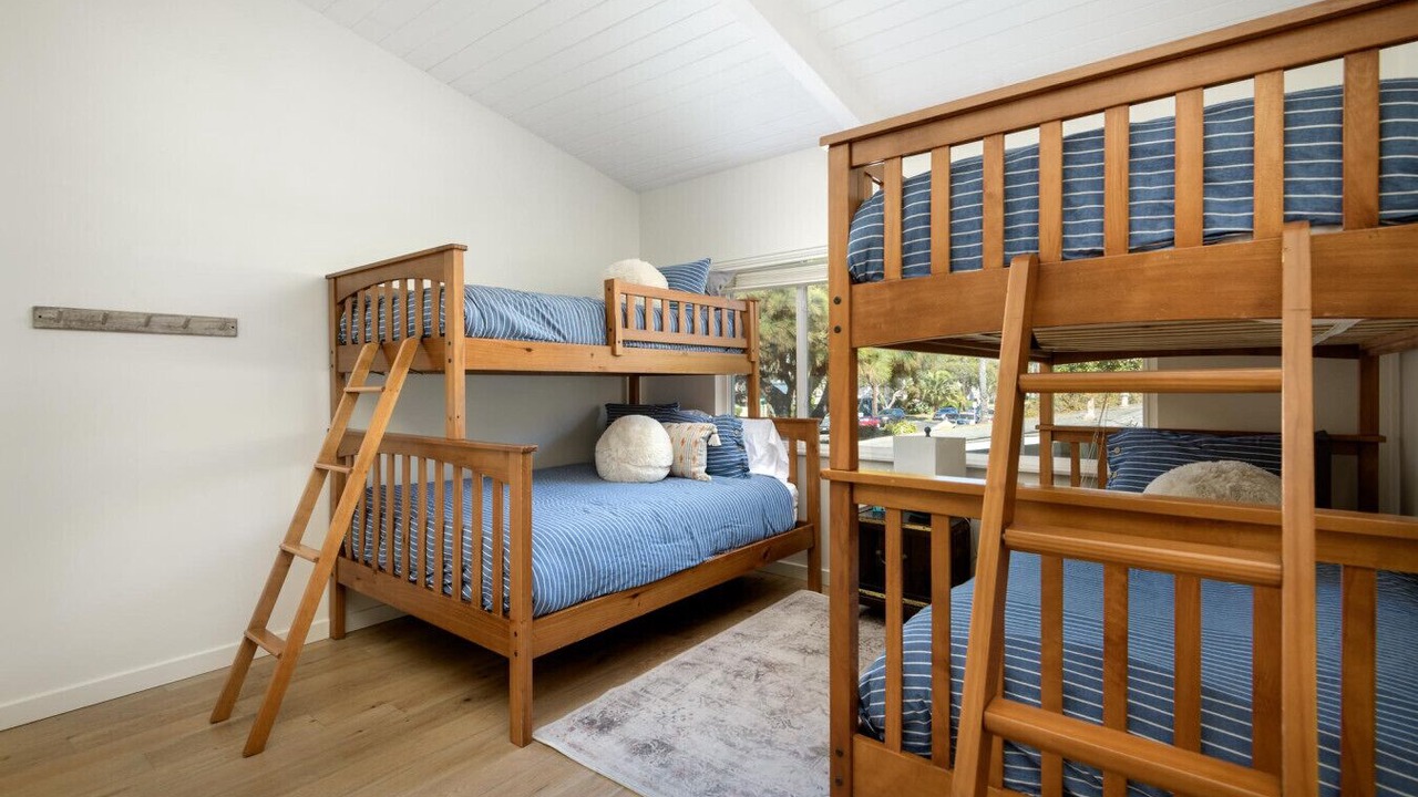 Photo of Bedroom in Carpinteria