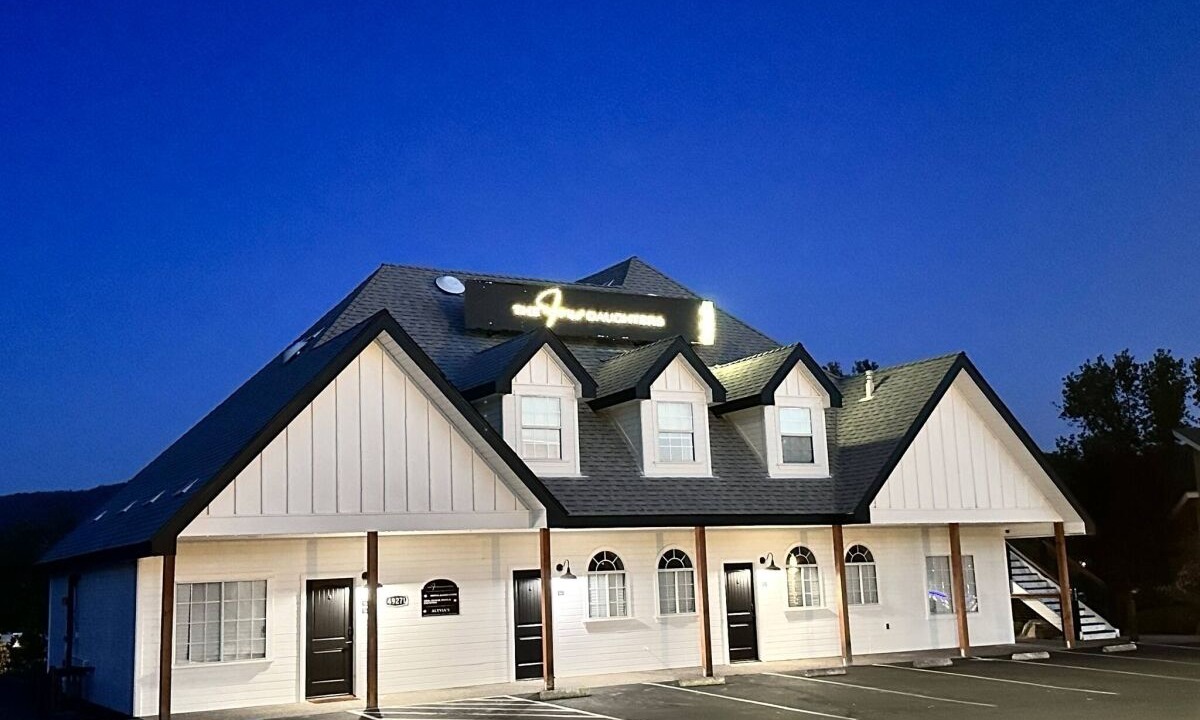 Photo of Outdoor in Oakhurst