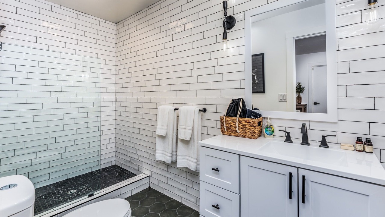 Photo of Bathroom in Oakhurst