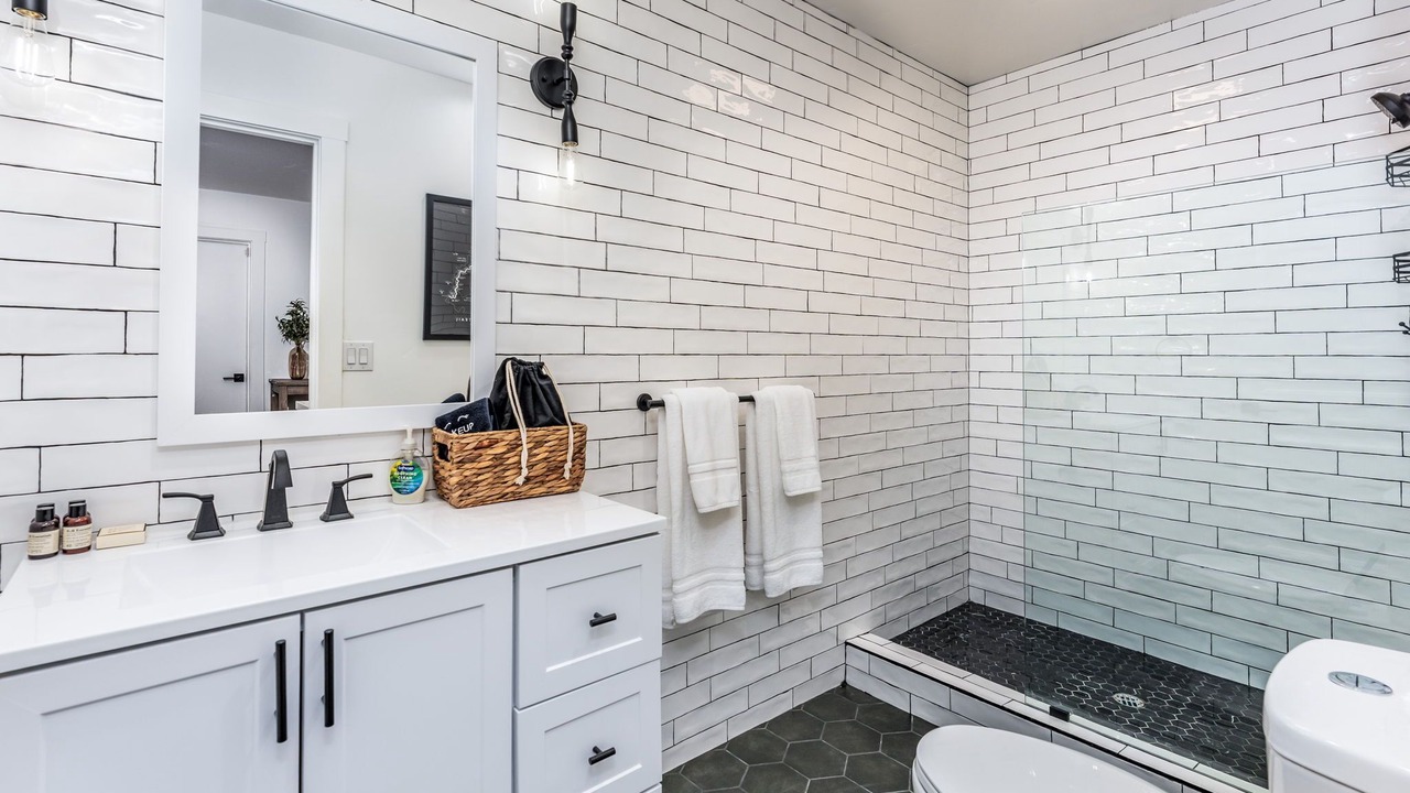 Photo of Bathroom in Oakhurst