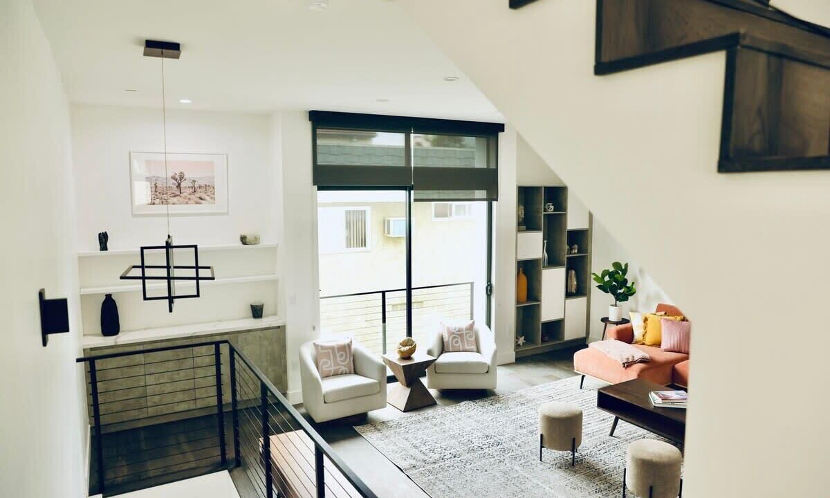 Photo of Livingroom in Del Rey