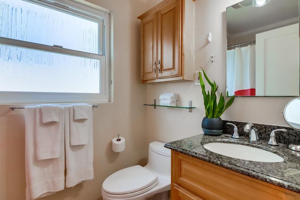 Photo of Bathroom in Sunset Cliffs