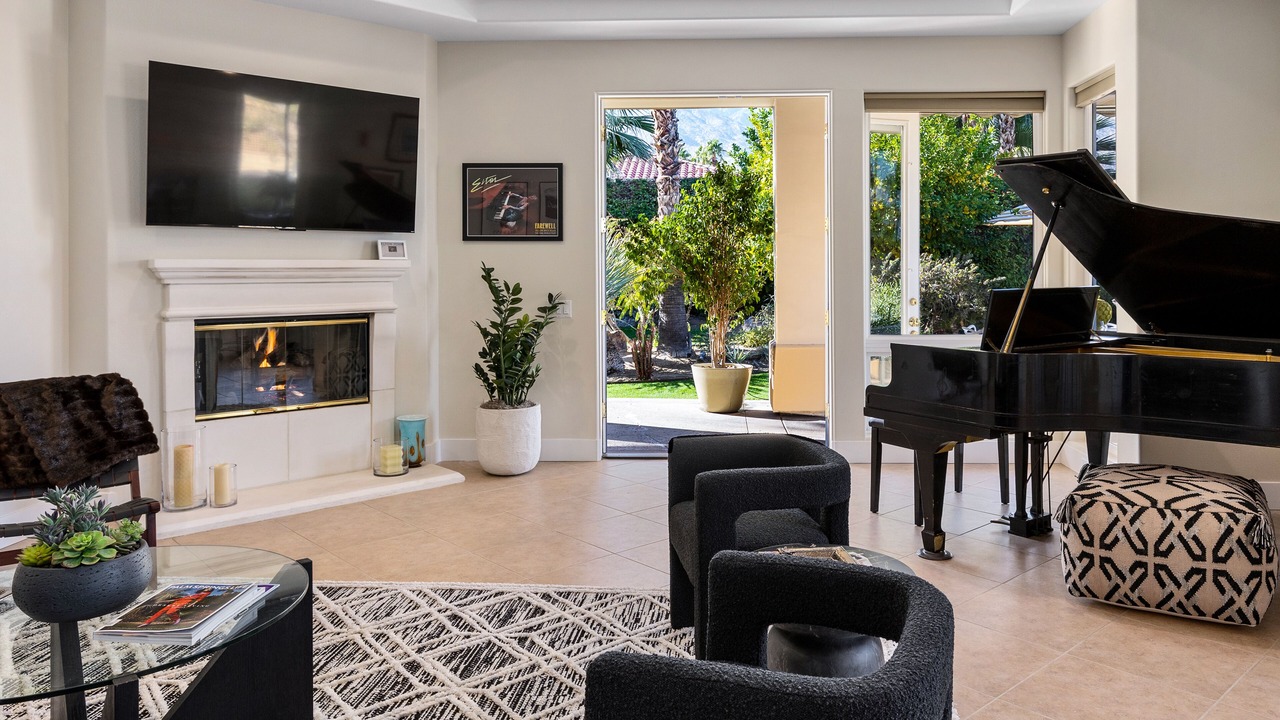 Photo of Bedroom in Araby Commons