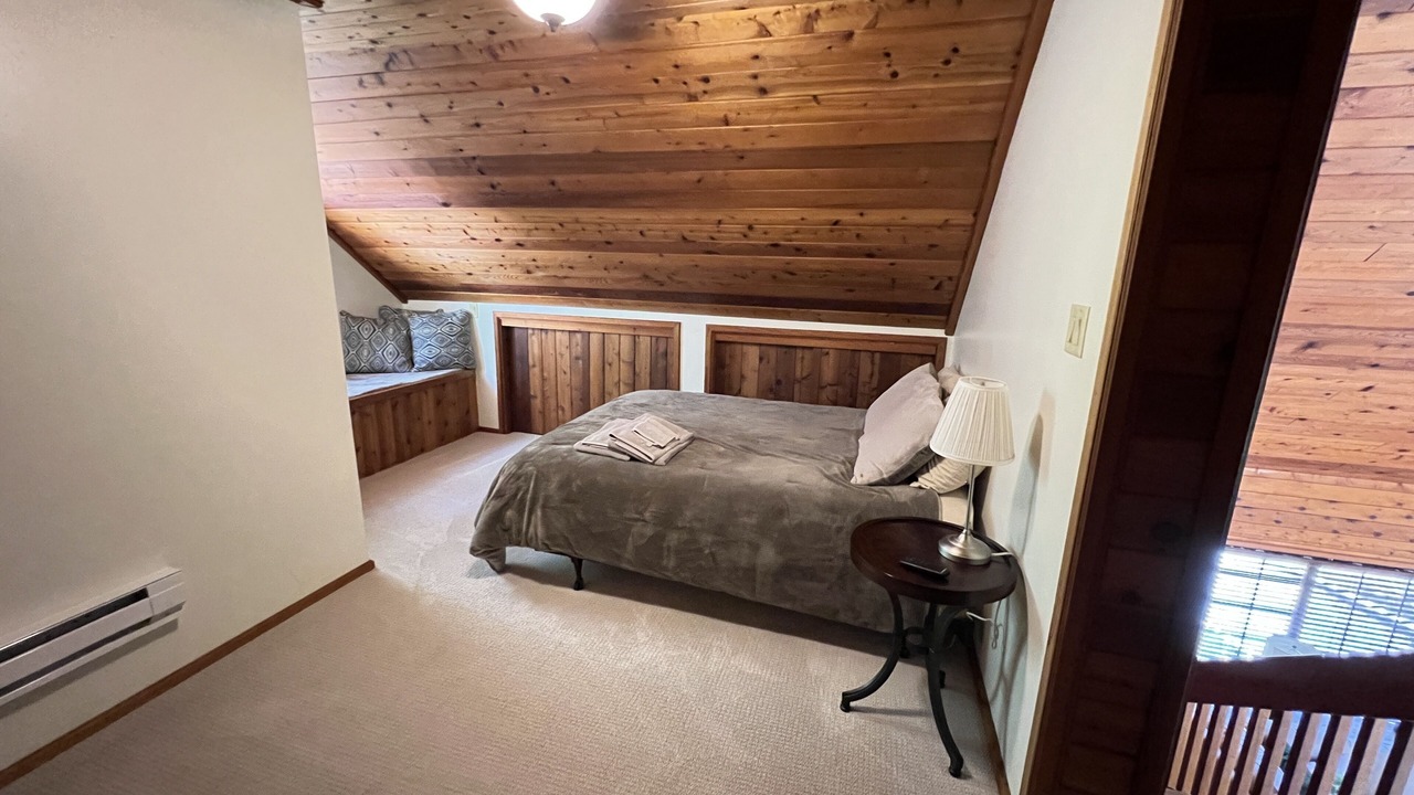 Photo of Bedroom in Ponderosa