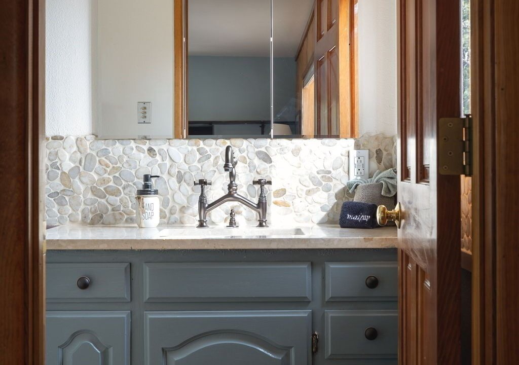 Photo of Bathroom in Idyllwild