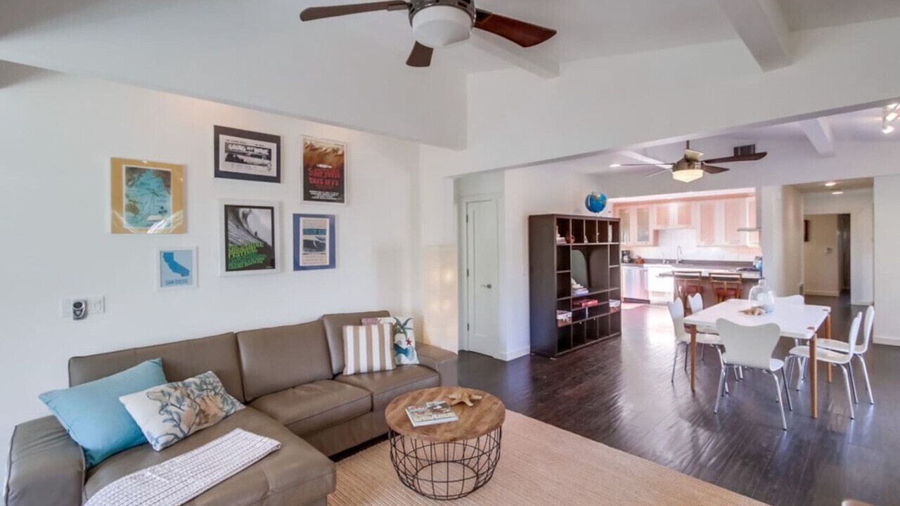 Photo of Livingroom in Del Mar