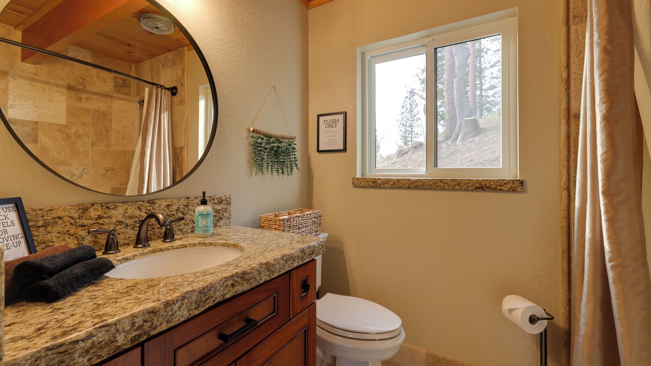 Photo of Bathroom in Twain Harte