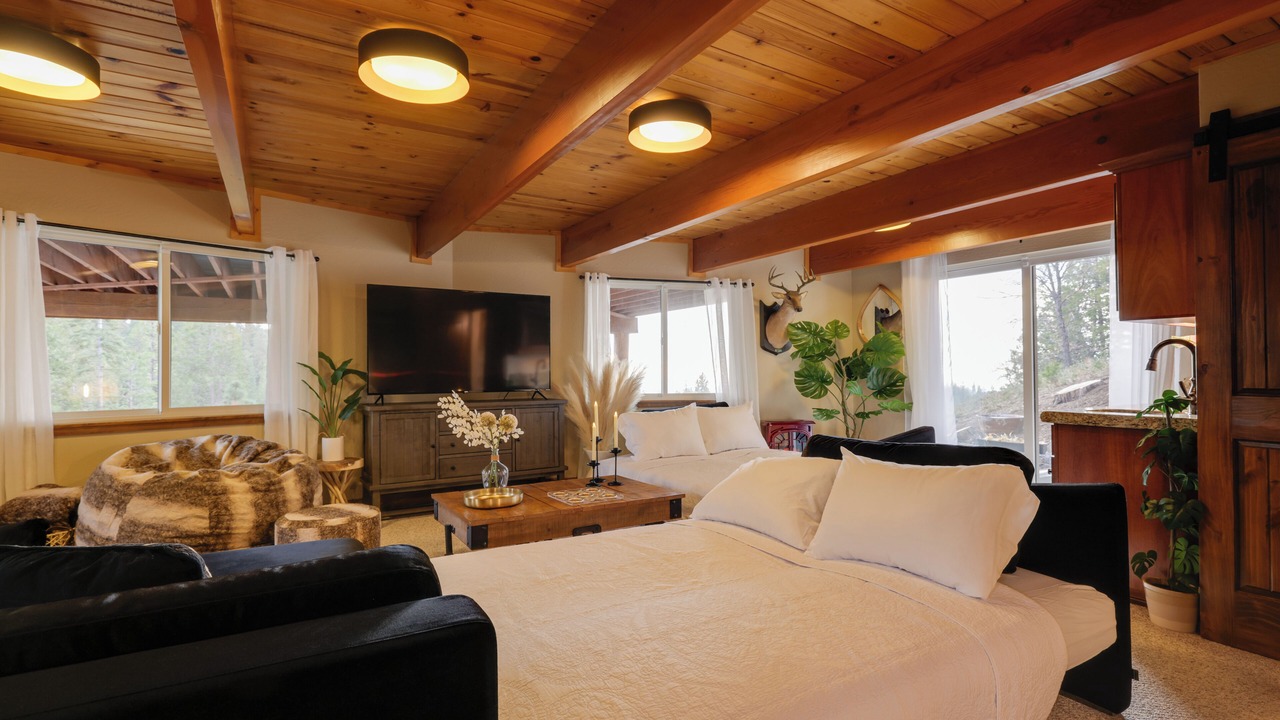 Photo of Bedroom in Twain Harte