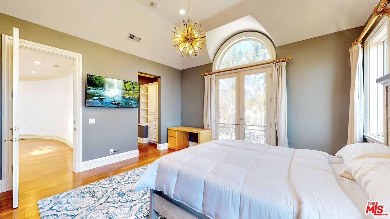 Photo of Bedroom in Sherman Oaks