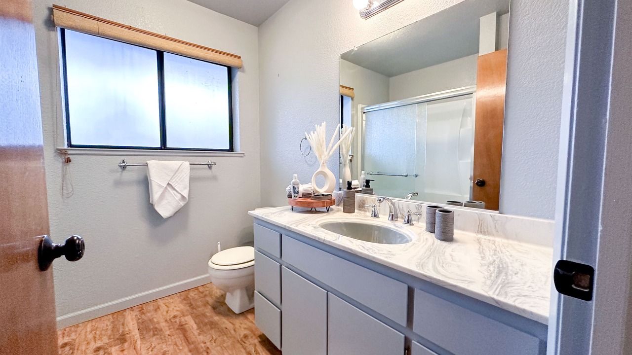 Photo of Bathroom in O'Brien
