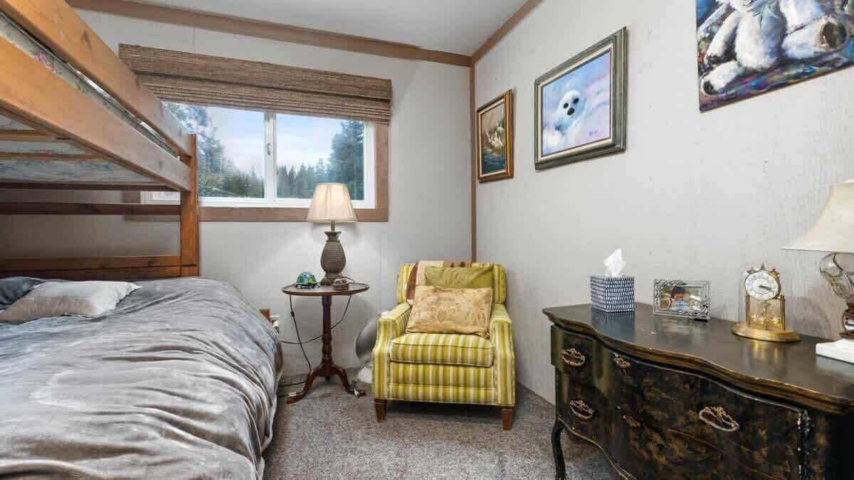 Photo of Bedroom in Sierra Cedars