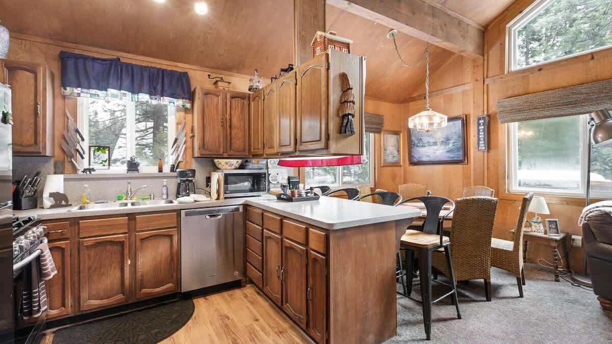 Photo of Kitchen in Sierra Cedars