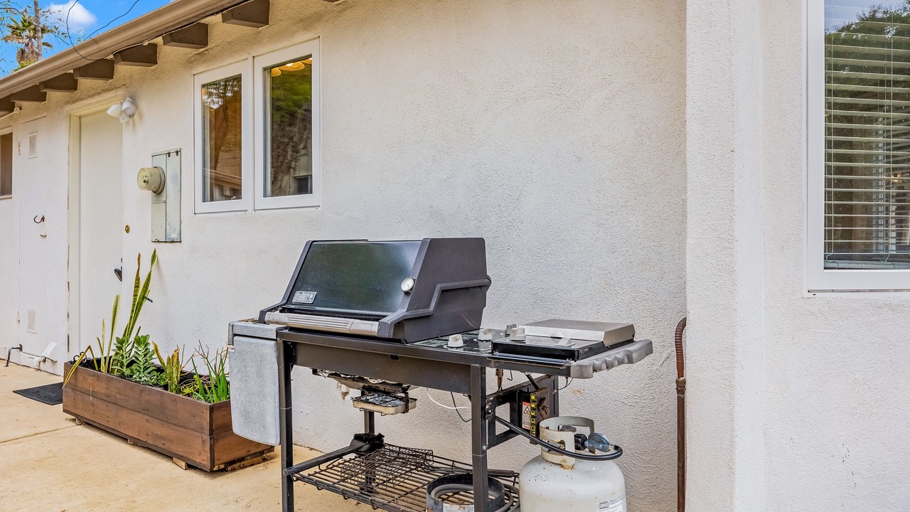 Photo of Patio Balcony in West Mesa
