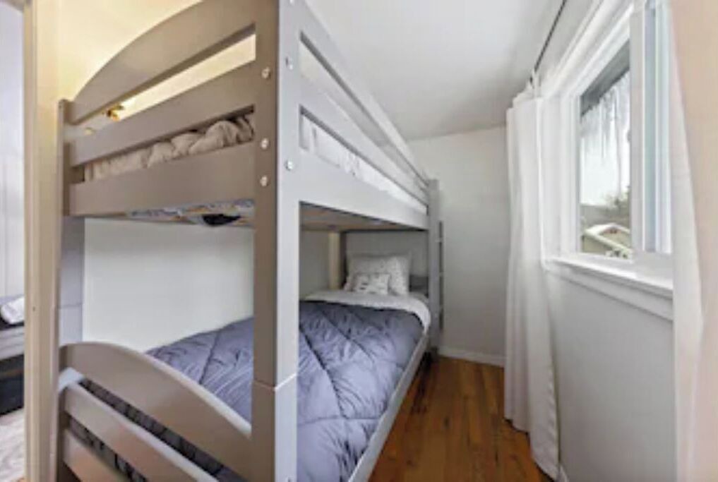 Photo of Bedroom in Quincy