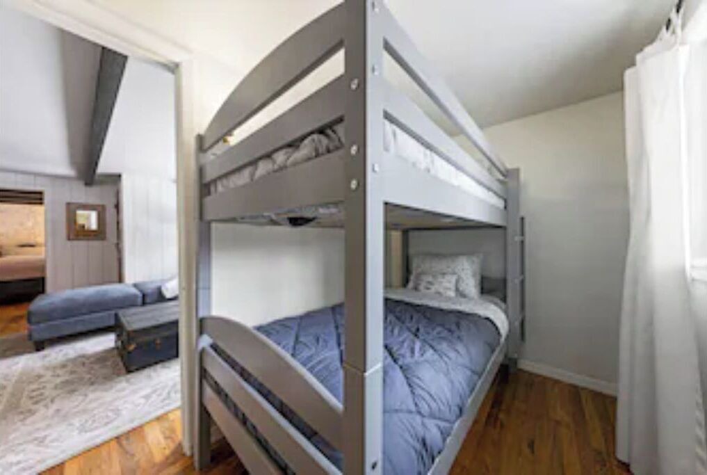 Photo of Bedroom in Quincy