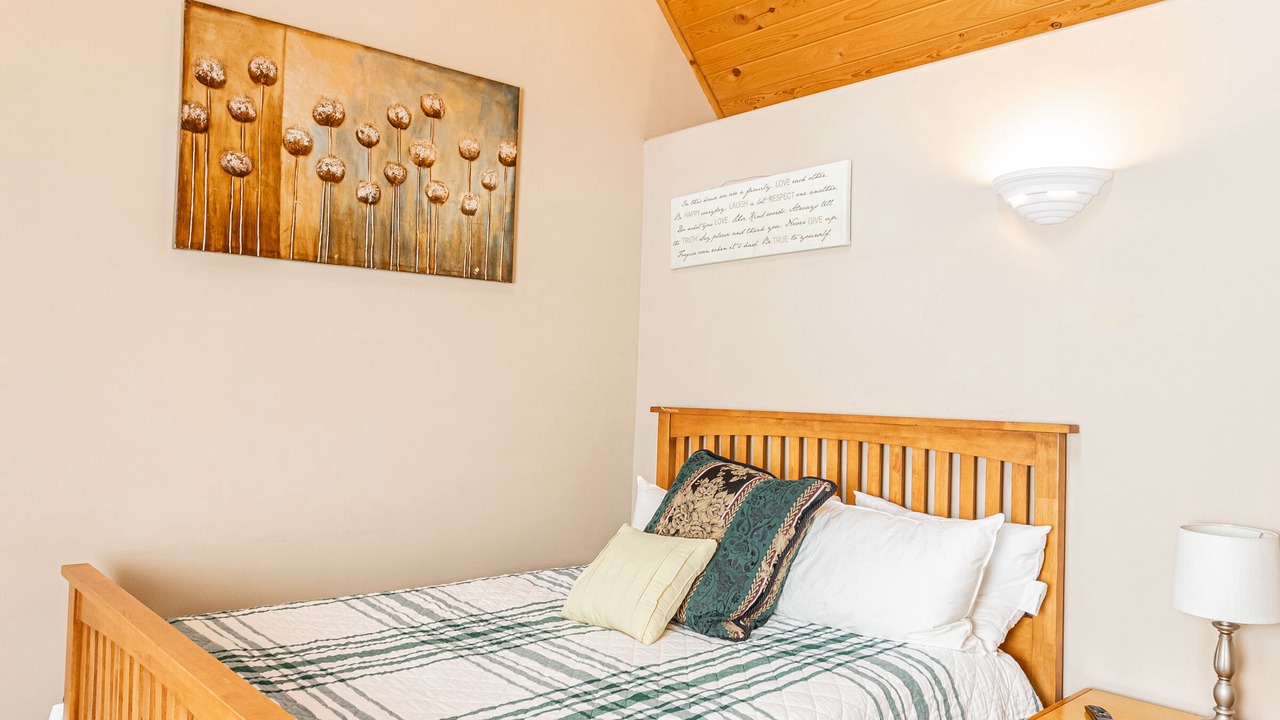Photo of Bedroom in Portola