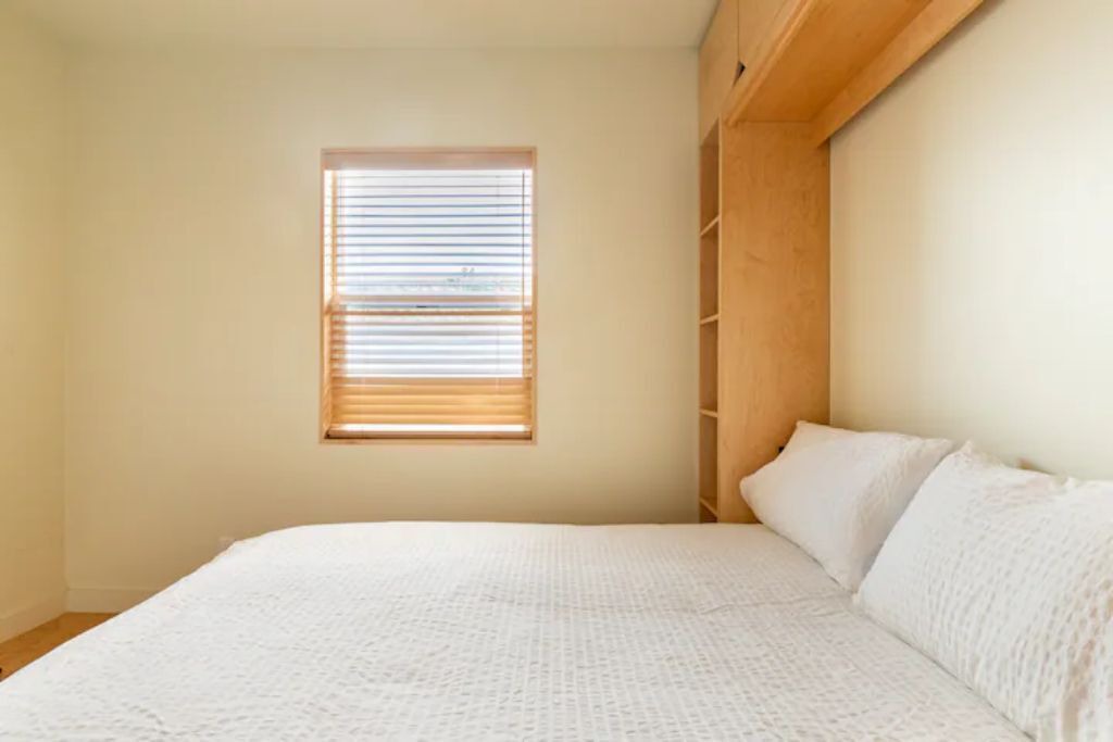 Photo of Bedroom in Belmont Shore