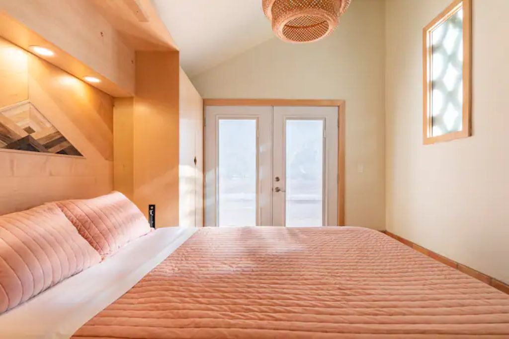 Photo of Bedroom in Belmont Shore