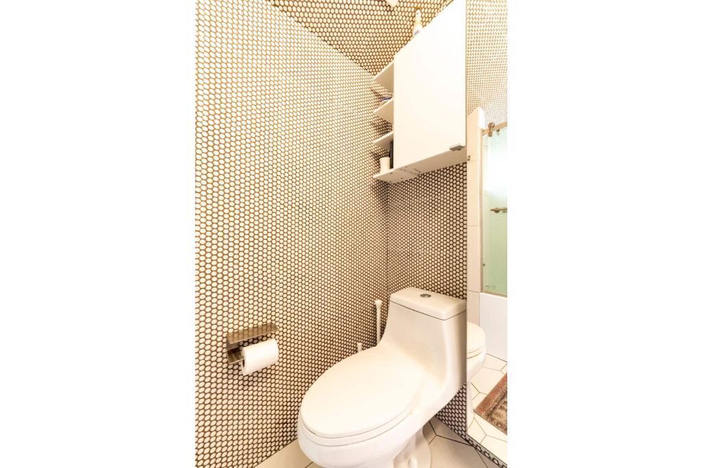 Photo of Bathroom in Belmont Shore